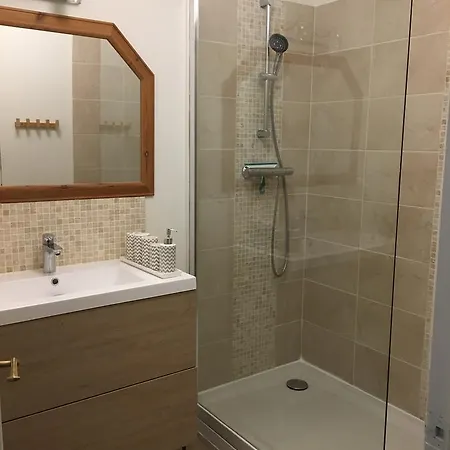 R Postel 아파트 *